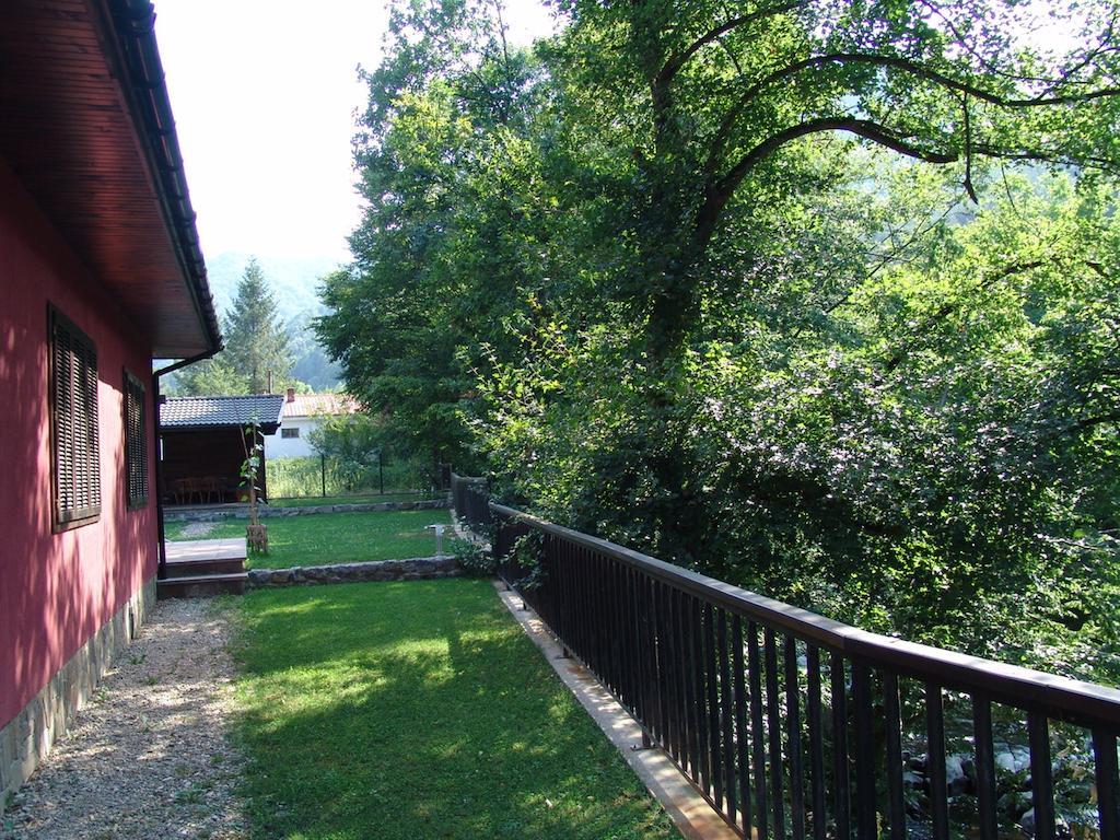 Boyana Vacation Houses Cherni Vit Quarto foto