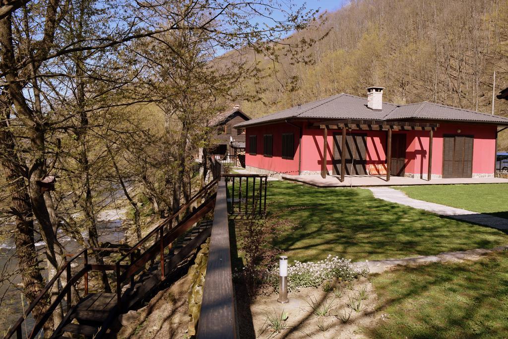 Boyana Vacation Houses Cherni Vit Exterior foto